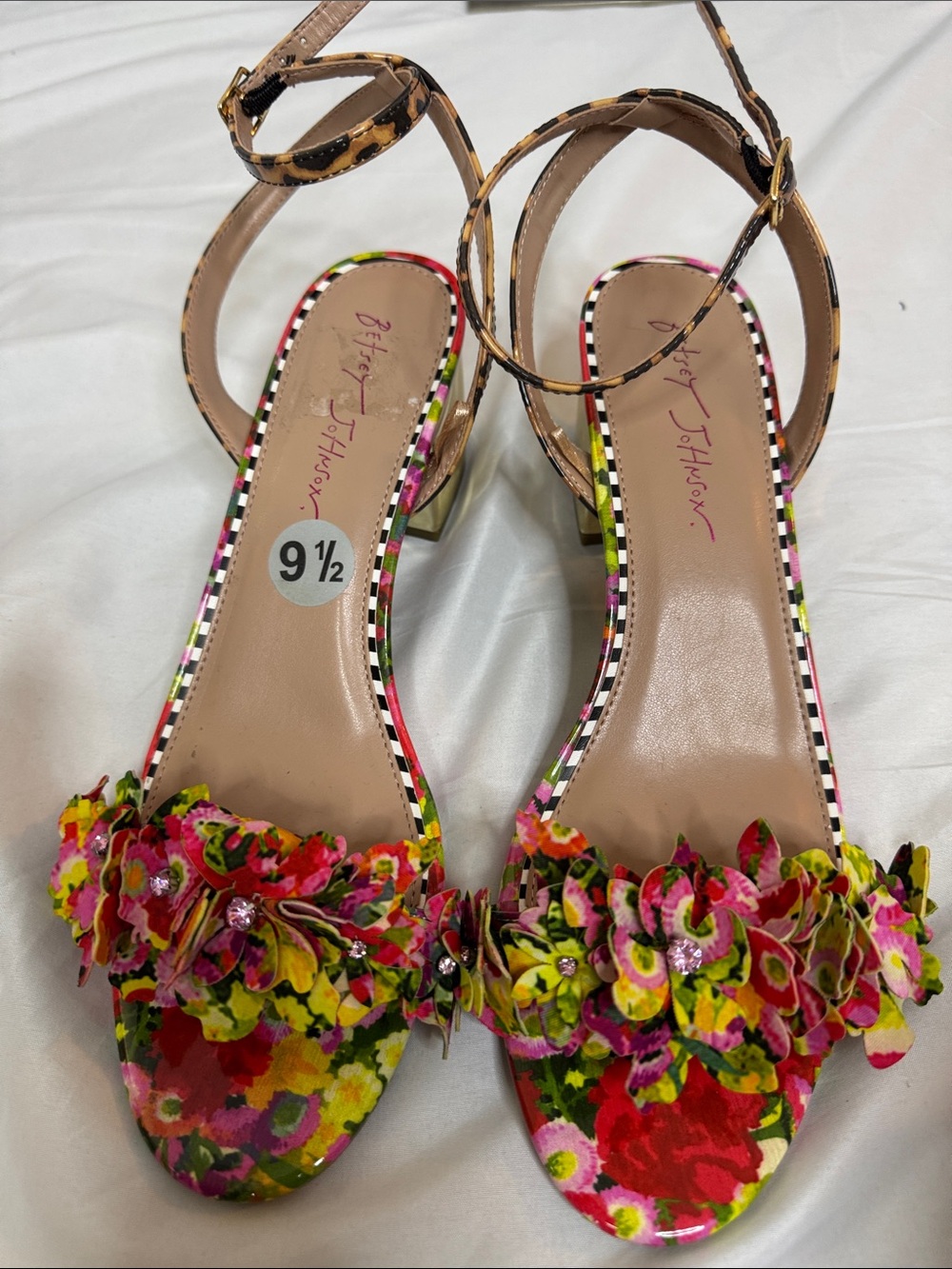Betsey Johnson Women’s Malcolm Floral Open-Toe Sandals Low Heel Ankle Straps